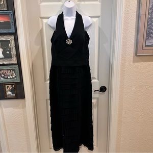 Daymor Ruffle Tiered Black Cocktail Vintage Evening Gown 12p